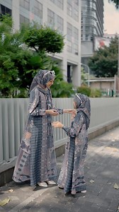 Alegria Series segera hadir. Sentuhan anggun dalam setiap detail, menghadirkan keindahan yang terasa ringan namun berkelas. Coming soon. ✨ #Zameera #ZameeraOfficial #Alegria #AlegriaSeries #ComingSoon