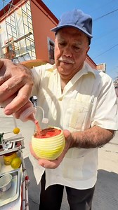 27M views · 721K reactions | Así son las naranjas con chile callejeras | Yecapixtla Food | Facebook