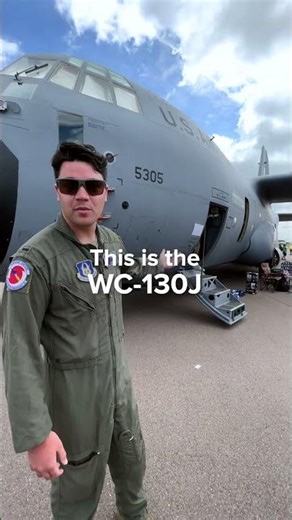 Who are Hurricane Hunters?
