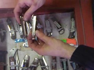 Hubertus 08 cm automatic knife & Puma Springbock