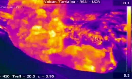 Turrialba volcano erupts in Costa Rica – video