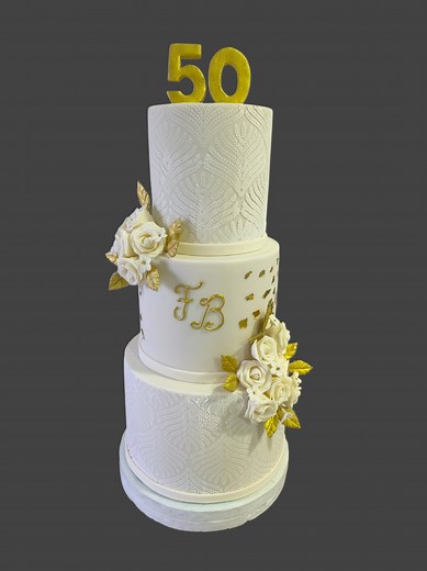 Bolos Decorados para Bodas de Ouro!