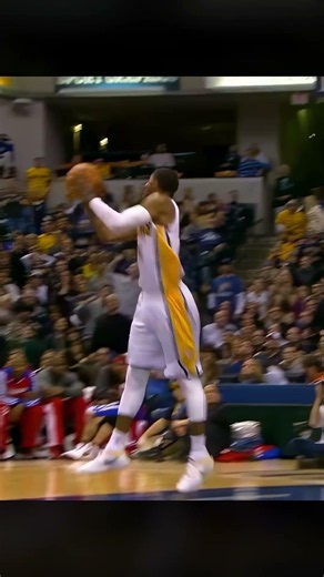 Pacers Paul George 360 Windmill Dunk Slow Motion!