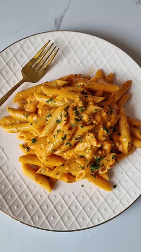 Creamy Smoked Salmon Pasta Recipe