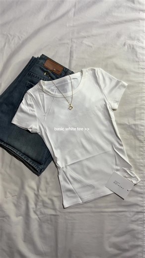 Essential Clean Girl Outfit Ideas for Fitness