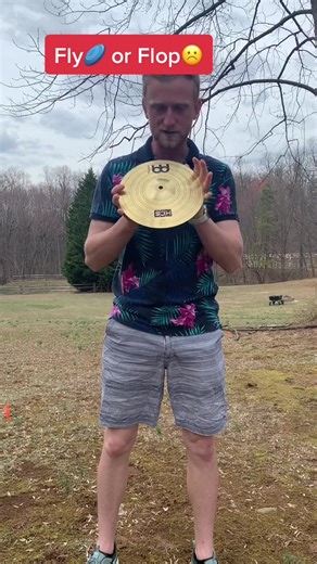 This was unexpected! 🤔 #discgolf #discstore #discstoreteam #discraft #innovadiscs #mvpdiscsports #dynamicdiscs #latitude64 #discmania #westsidediscs #kastaplast #gatewaydiscsports #jomezpro #golf
