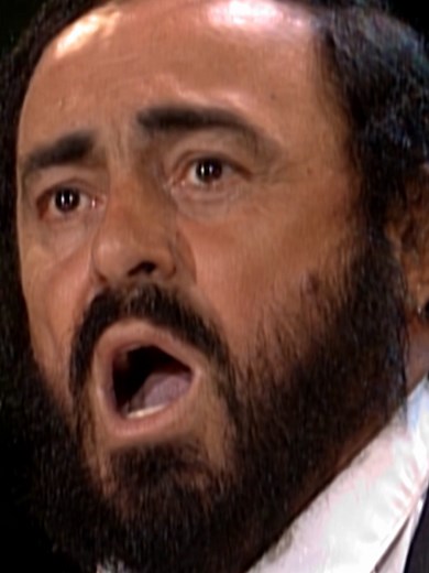 Luciano Pavarotti sings 'Nessun Dorma' from Turandot (The Three Tenors in Concert 1994) #classicalmusic #opera #operatok #warnerclassics