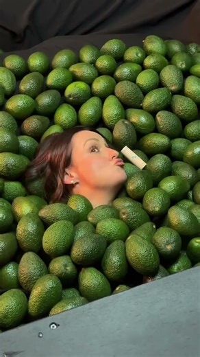 Who’s spotted this pic irl 👀