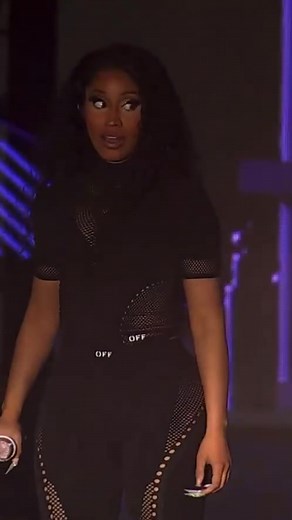 Nicki Minaj Live Performance at Dreamville Festival