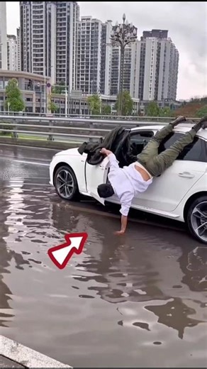 Unbelievable His Mind-Blowing Trick Left Everyone Shocked.. 🚗😱