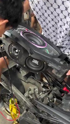 scooter speaker fitting