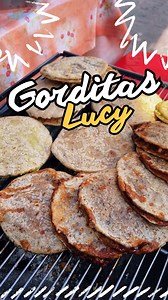 120K views · 2.9K reactions | ✅Nos lanzamos a probar las tradicionales Gorditas Lucy, con mas de 50 años de historita en San Juan del Río. Estan ubicadas a un costado de la iglesia de Santo Domingo. #SanJuanDelRío #patadeperro #comida | 30 Frames | Facebook