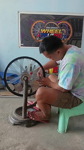 Happy New Year mga ka Wheel Truing!🎉🎊 Malapit na matapos mga naka line up mga ka wheel truing🔥☺️ Sa mga gusto mag inquire at magpagawa ng Sidewheel or any rim set visit our page link in my bio😁