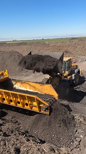 321K views · 3.4K reactions | Read the story in the next issue of the magazine on this CBI 5800BT horizontal grinder | Awesome Earthmovers | Facebook