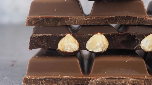 18 Aldi Chocolate Bars To Look Out For On Your Next Grocery Trip