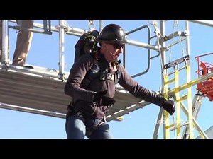 [VIDEO] 'Fall guy Steve' demonstrates 3M, DBI-SALA Self Rescue at World of Concrete 2017