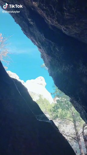 Captivating Hamilton Singalong with Tayler Harris