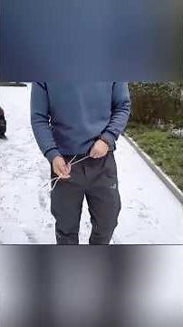 Smart Ways to Tie Your Sweatpants Drawstrings