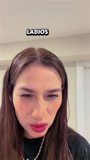 Te gustaría saber si te queda o no los labios con ácido hialuronico ? Pues aquí tienes la solución 🫶🏻✨#belleza #vt #acidohialuronico #consejostiktok