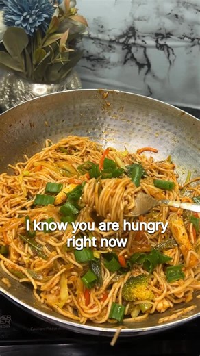 Bavleen kaur on Instagram: "Tum logo me to sabzi roti khayi hogi dinner mae 🥰 #reels #memes #reelitfeelit #viral #fyp"