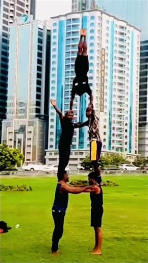 Acro circus 🎪 hand stand 🤸