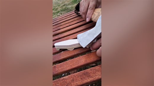 آموزش استفاده از سنگ نفت برای تیز کردن فولاد و فلز