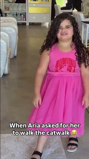 Strutting Styles: Top Catwalk Moments from New York Fashion Week #catwalk #nyfw