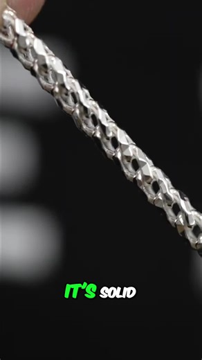 See how the prism cut makes this Franco chain shine from all angles. The 3.8mm chain's larger links really show off the design. #FrancoChain #PrismCut #SterlingSilver #Necklace #ChainDesign