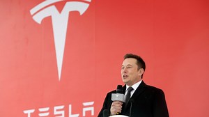 Musk to Tesla and SpaceX workers: Be in the office 40 hours a week or quit