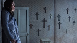 Terrifying Full Trailer For THE CONJURING 2 — GeekTyrant