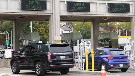 Snowbirds fingerprinted at U.S. land borders