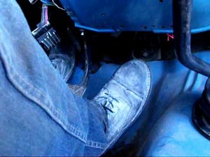 Big Block Chevy Clutch noise 037