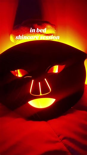 Not just red but amber, blue and purple light therapy all in one mask. #inia#redlighttherapy #redlightmask#skincare @INIA BeautyCraft