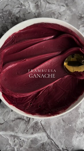 Delicious Raspberry Ganache Macarons Recipe