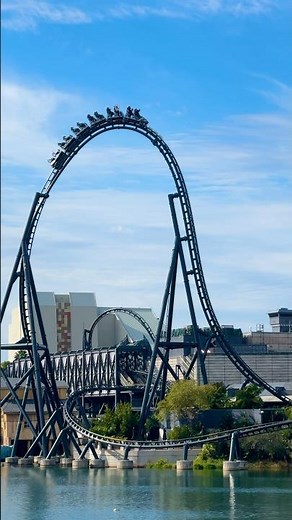 VelociCoaster Rollercoaster 🎢 Universal Studios Islands of Adventure #jurassicworld #jurassicpark