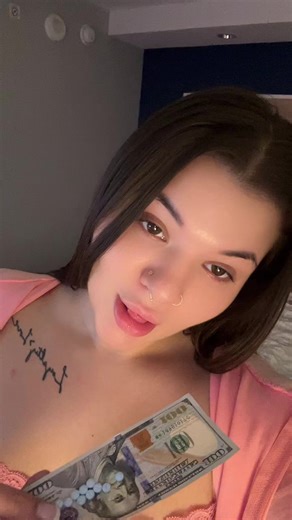 JUICY COOCHIE 🏆 (@datbabyjuicy)’s videos with original sound - vo1dedv1rtue