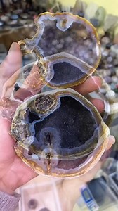 Black geode 🥰 | Appreciation of Rough Crystal