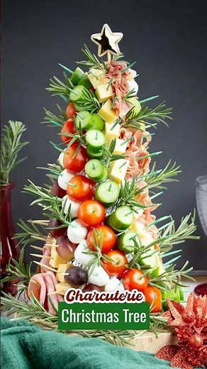 You WON'T BELIEVE How Easy It Is to Make a Charcuterie Christmas Tree!