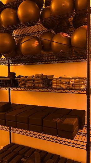 The Pilates Cave on Instagram: "light weights win every time. ‍‍ #pilates #pilatesstudio #workoutmotivation #pilatesprincess #pilatesreformer #pilatesinstructor #matpilates #pilatesmat #fitnesslife #fitness #class #pilatesworkout"