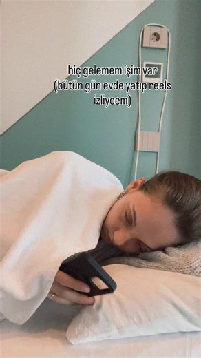 hilal 🌟💅 | yatıcam diyorum yaa💤🛌 malak gibi bütün günnnnn bazen sadece buna ihtiyacın olur 💆🏼‍♀️ #kesfet #fy #beniöneçıkar | Instagram