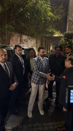 Instant Bollywood on Instagram: "Big night, bold visions ✨ FEF celebrated the success of Pitch To Get Rich S1 at an exclusive soirée hosted by Ravi Jaipuria—where industry leaders, red carpet glamour, and startup ambition came together. Seen in the video, Akshay Kumar with Ravi Jaipuria and Sanjay Nigam @fashion_entrepreneur_fund @sanjaynigam_official @made_as_me @fefmissentrepreneurindia @fefatelierweek #PitchToGetRich #PitchKaroRichBano #LetsFEFItUp"