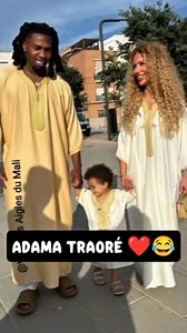 812K views · 22K reactions | Adama Traoré, loin de la Roja mais proche des siens ❤️ | Foot Zone | Facebook