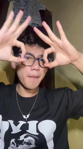 Simple Dance Moves That Go Viral