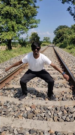 🤯 Gravity-Defying Dance: You WON'T Believe Your Eyes!