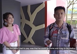 Dennis Chew Finds a Classmate to Teach Him to Use MacBook | theAsianparent Singapore