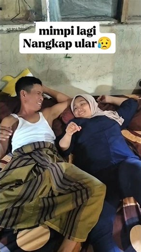 mimpi lagi Nangkap ular#komedi#pasutri #ngakak