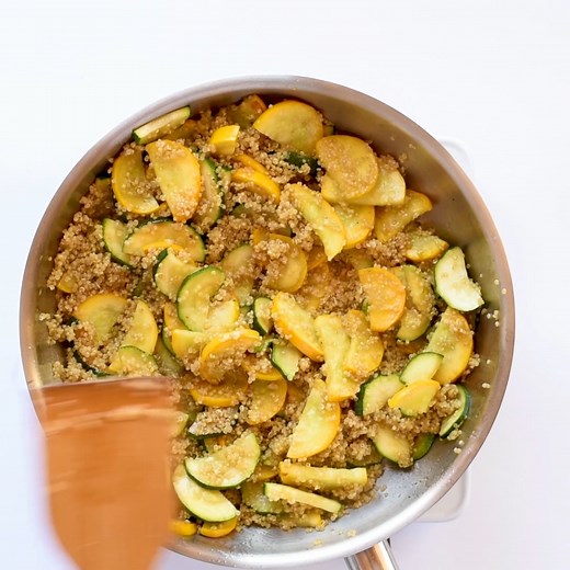 11K views · 218 reactions | A healthy summer dish, this zucchini quinoa salad is packed full of veggies, is dressed with a quick lemon-dill dressing and topped with toasted pine nuts! FULL RECIPE >> https://www.simplyquinoa.com/summer-squash-zucchini-quinoa-salad/ | Simply Quinoa | Facebook