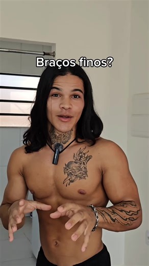 Treino em Casa para Bíceps e Tríceps Sem Equipamento