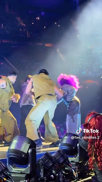 fan_zombies (@fan_zombies.2)’s videos with оригинальный звук - fan_zombies