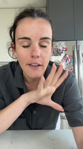 Kroger Hot Honey Pepperoni Pizza Review